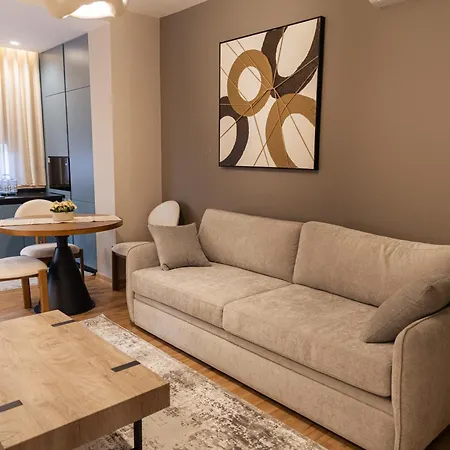 Frogs Luxury Korce